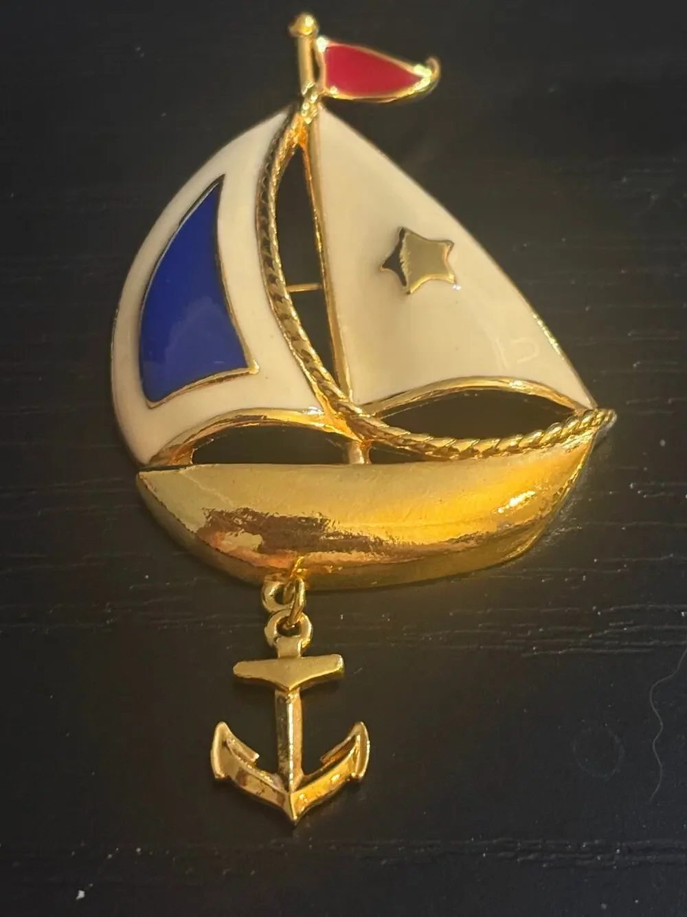 Vintage Avon Sailboat Brooch Enamel Dangling Anchor
